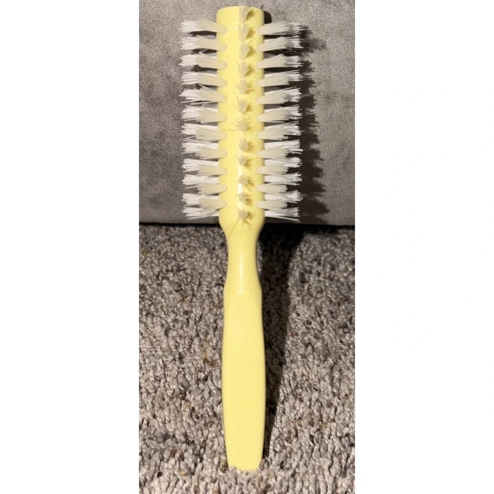 Vintage Avon Yellow Full Round Brush Petite 7 Inches White Bristle Travel Purse